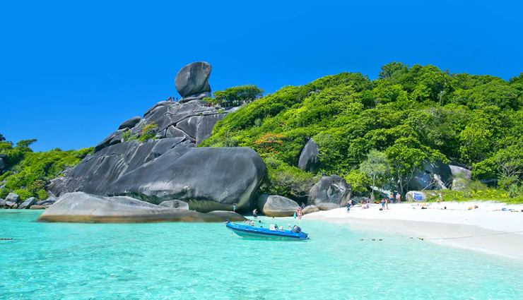 islands on earth,beachscapes,volcanoes,climbing,travel,holidays,tourism