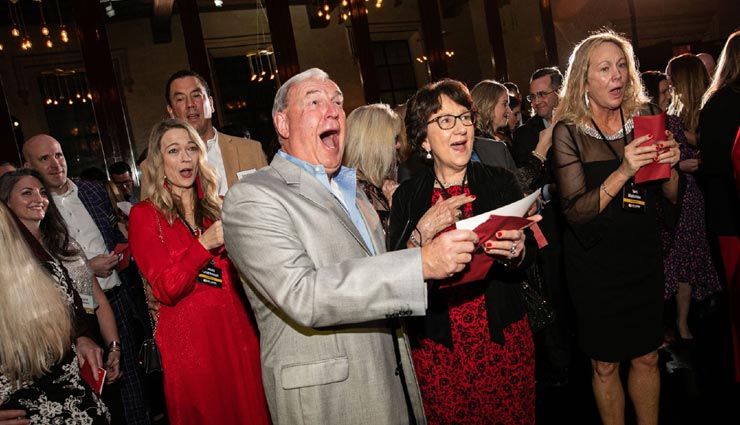 weird news,weird incident,baltimore real estate firm,bonus in year end