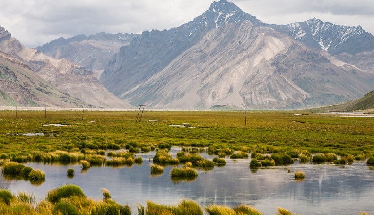 offbeat places in leh ladakh,hidden gems in ladakh,unexplored places in ladakh,must-visit places in leh,best offbeat destinations in ladakh,turtuk village ladakh,hanle observatory ladakh,changthang region ladakh,suru valley rangdum,nubra valley sumur,yarab tso lake panamik,basgo palace ruins,upshi monasteries,rumtse tso moriri trek