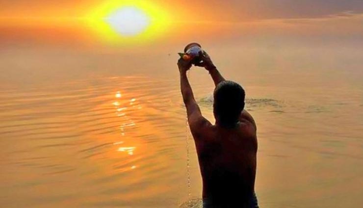 astrology tips,astrology tips in hindi,suryadev,mistakes to giving water suryadev