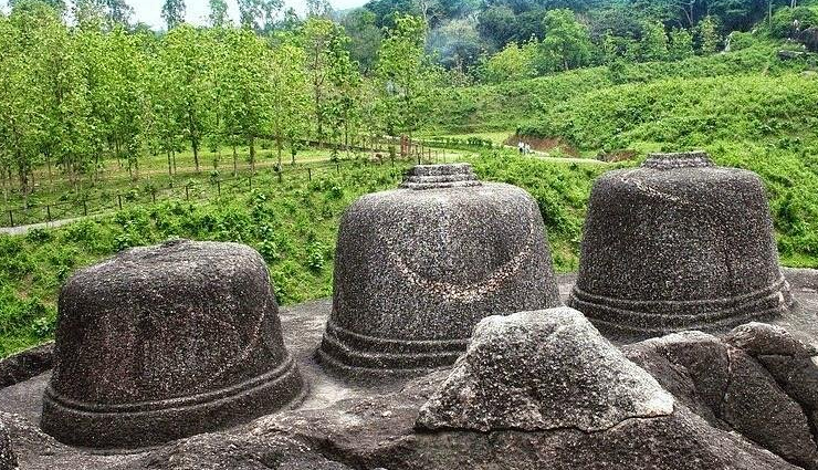 ancient sun temples in india,historical significance of sun temples in india,architecture and design of sun temples in india,must-visit sun temples in india,sun worship in ancient indian culture,cultural and religious experiences at sun temples,mythological stories associated with sun temples in india,sun temples and astronomy in ancient india,spiritual significance of sun temples in india,exploring the cultural heritage of sun temples in india