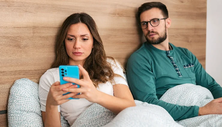 controlling boyfriend,red flags,toxic relationships,manipulation,genuine care,possessiveness,emotional abuse,relationship advice,unhealthy relationships,love vs control