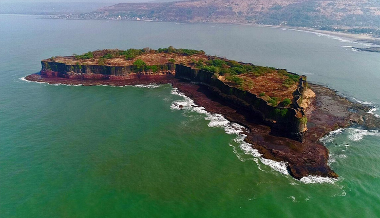 khubsurat samudri qile,india me sea fort,india me samudri kile,bharat me khubsurat samudri kile,beautiful sea fort in india,travel,travel guide,travel tips