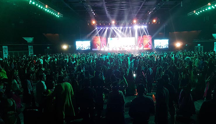 navratri special,garba,navratri puja,happy navratri,navratri 2017,surat international exhibition centre surat,svp stadium mumbai,adventure island delhi,mahi party plot ahmedabad,vivenza by gopi ahmedabad