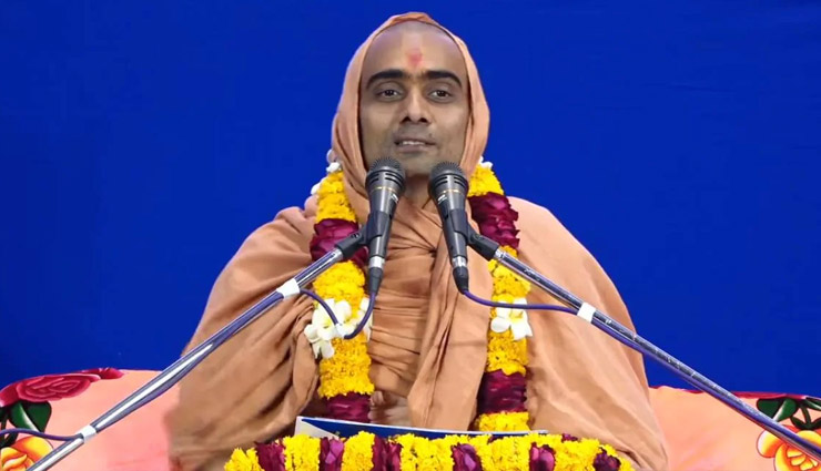स्वामी कृष्णस्वरूप बोले - पीरियड से गुजर रहीं महिला के हाथ का खाना खाने वाले पुरुष बनेंगे बैल
