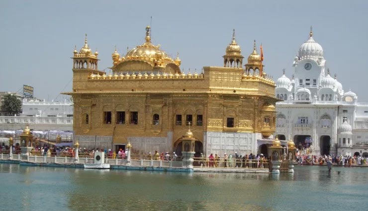 गुरुनानक जयंती: गुरूजी की कृपा बरसती है इन 5 प्रसिद्ध गुरुद्वारों में, जरूर टेके यहां माथा