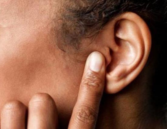 कान में सुजन की समस्या को दूर करने के उपाय 