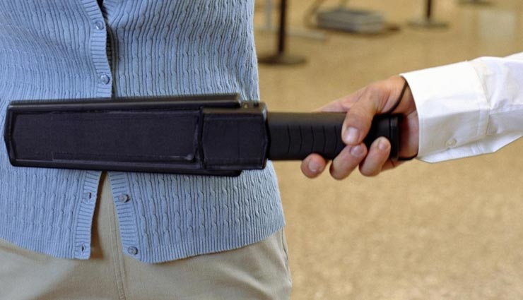 weird news,weird incident,sweden news,spoons in undergarments,security of girls