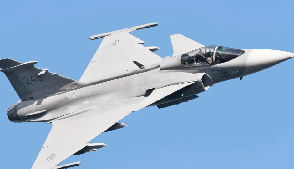 यूक्रेन ने F‑35 की बजाय स्वीडिश ग्रिपेन विमान लेने का किया फैसला, जेलेंस्की ने स्वीडन के साथ बड़े विमान सौदे पर किए हस्ताक्षर