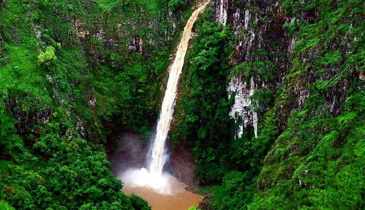 shillong travel guide,best places to visit in shillong,shillong tourism,shillong itinerary,shillong hill station,shillong meghalaya attractions,shillong road trip from guwahati,shillong tourist spots,shillong scotland of the east,shillong things to do