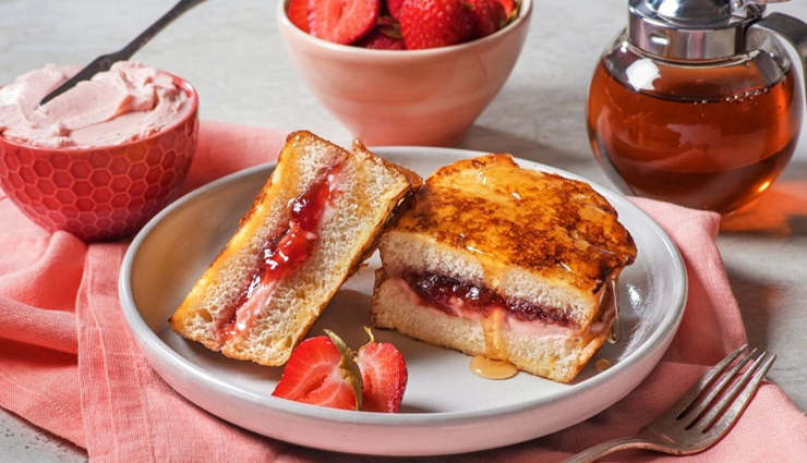 New Year 2022 : मीठे में ट्राई करें स्वीट फ्रेंच टोस्ट, बच्चों के चहरे पर आएगी मुस्कान #Recipe