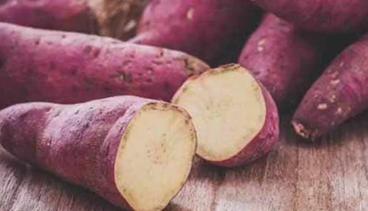 winter super foods,super foods in winter,winter super foods benefits,sweet potatoes,turnip and its leaves,dates,almonds and walnuts,ragi,bajra,healthy foods,Health,Health tips