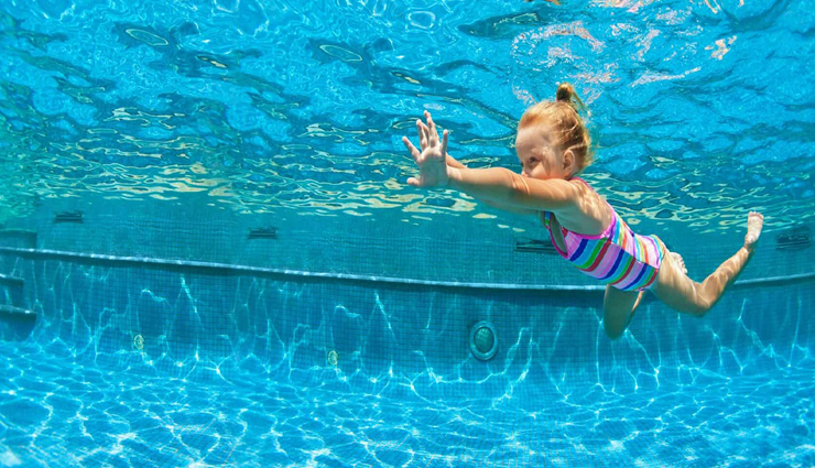 12 Benefits of Swimming For Lungs