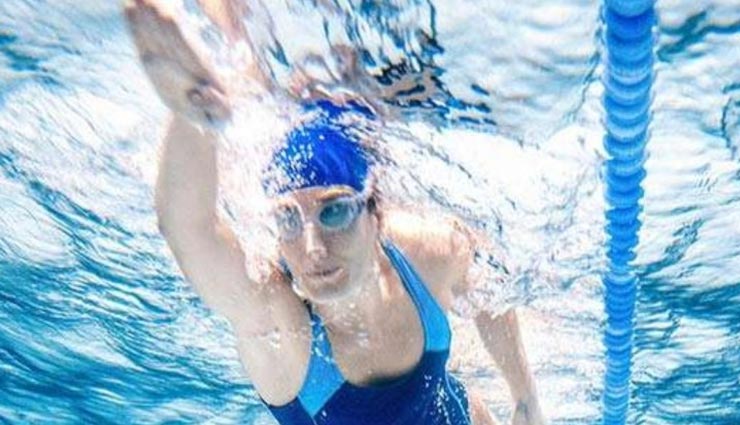 beauty tips,beauty tips in hindi,makeup tips,makeup tips in hindi,makeup prohibited situations