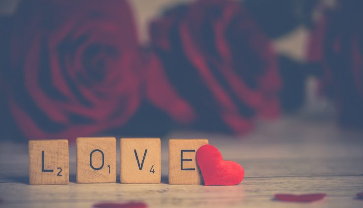 10 Classic Symbols of Love You Must Know About