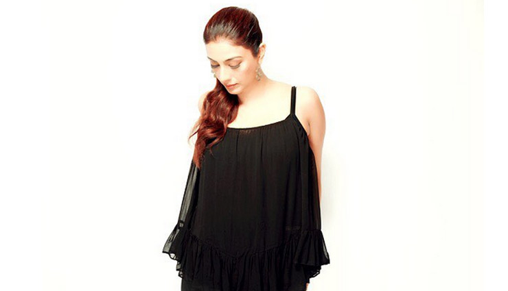 golmaal again,tabu,parineeti chopra,rohit shetty,hot pics of tabu,hot pics of parineeti chopra