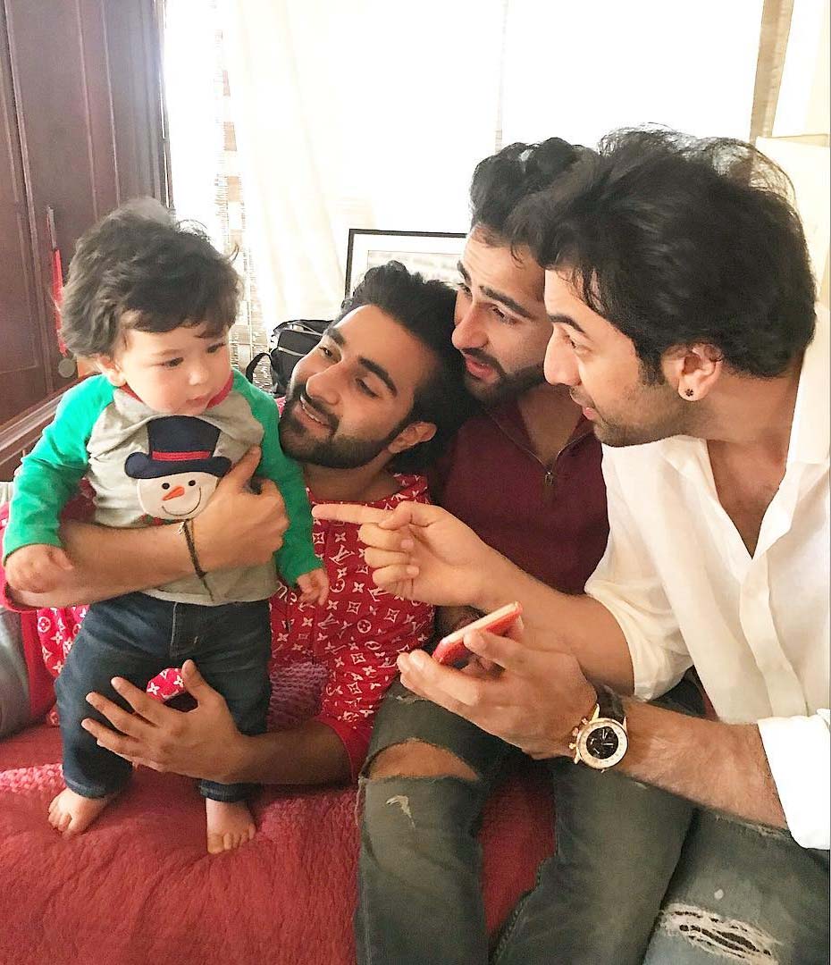 bollywood,taimur ali khan,saif ali khan,Kareena Kapoor Khan,ranbir kapoor,bollywood party photo,christmas celebration,entertainment,gossips