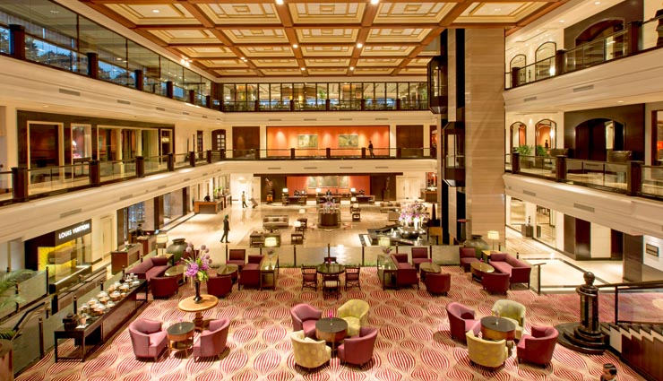 5 hotels to spot bollywood celebrities,siolim house goa,taj lands end bandra mumbai,the leela palace chanakyapuri new delhi,elsewhere north goa,jw marriott juhu mumbai