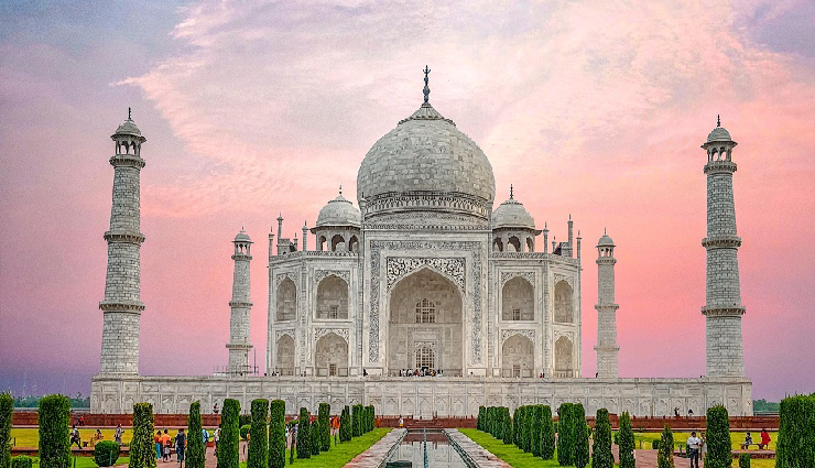 historical monuments in india,architectural wonders of india,indian heritage sites to explore,traditional indian architecture landmarks,famous temples and palaces in india,unique indian architectural styles,modern architectural marvels in india,landmarks showcasing indian culture,ancient indian architectural sites