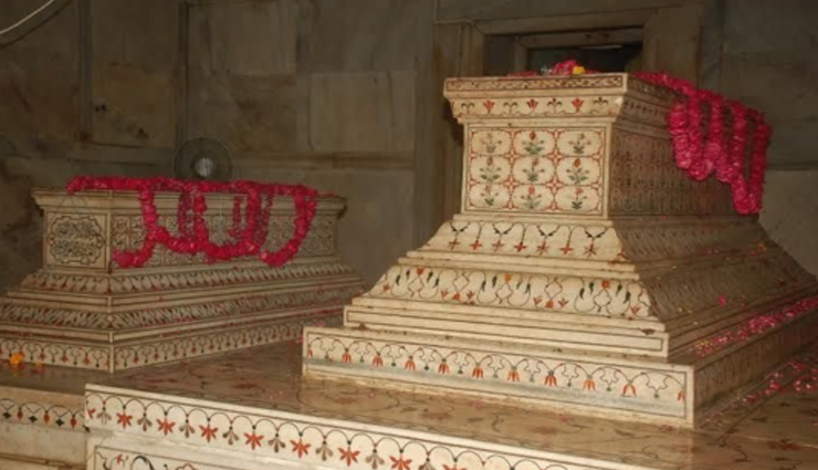 taj mahal,facts about taj mahal,unknown facts about taj mahal,taj mahal ke bare mein rochak tathya,travel