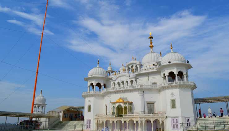 takhat shri keshgarh sahib,sri hemkund sahib,gurudwara shri pathar sahib,gurudwara paonta sahib,indian places