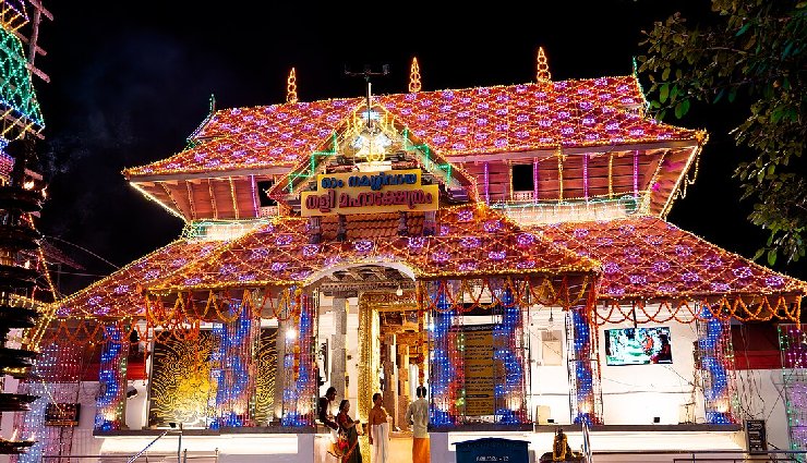 8 must visit temples of kozhikode,kozhikode temples,best temples in kozhikode,kozhikode religious sites,famous temples in kozhikode,kozhikode spiritual tour,temples to visit in kozhikode,kozhikode heritage temples,top temples in kozhikode,kozhikode temple guide