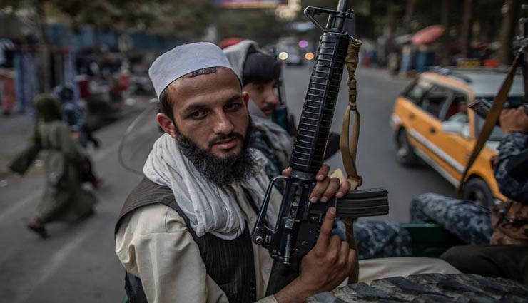 अफगानिस्तान में लौट आया कट्टर इस्लामिक शासन, तालिबान ने लगाई दाढ़ी बनाने पर पाबंदी