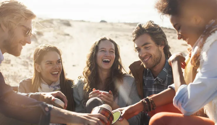 what to do when a girl ignores you,why is she ignoring me,signs a girl is ignoring you,reasons a girl ignores you,how to respond when a girl ignores you,when a girl won’t text back,how to deal with being ignored by a girl,girl ignoring you meaning,does she want you to chase her,tips if a girl ignores you