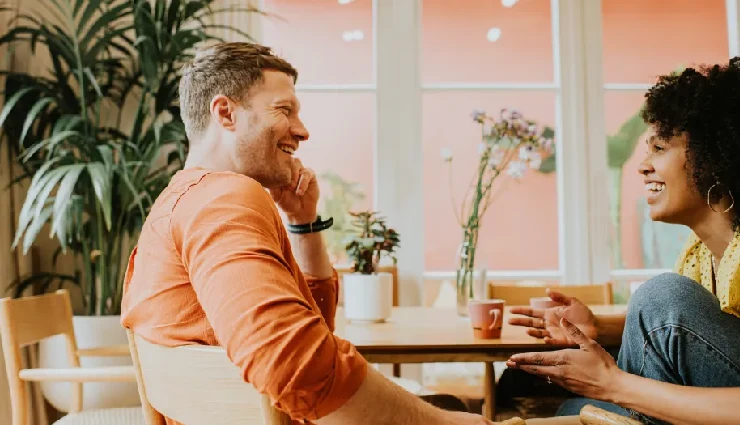 first date conversation,first date tips,dating conversation starters,how to talk on first date,first date topics,what to say on a first date,first impression dating,first date chat ideas,dating advice,conversation guide for dates