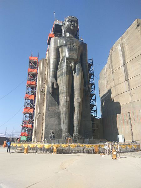 tallest jain tirthankara statue,jain tirthankara statue,statue of ahimsa,mangi tungi,gommateshwara statue,sravanabelagola,adinath statue,bawangaja,statue of mahavira,ahinsa sthal,parshvanatha statue,vahelna