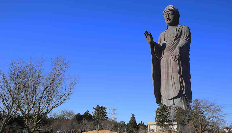 tallest statues,tallest statues in the world,statue of unity,india,spring temple buddha,china,laykyun sekkya buddha,myanmar,guanyin of nanshan,china,statue of belief,emperors yan and huang statue,the motherland monument,ukraine,ushiku daibutsu,japan,sendai daikannon,guishan guanyin,peter the great statue,russia
