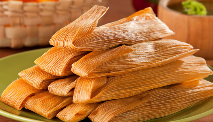 traditional colombian dishes,bandeja paisa,lechona,ajiaco,sancocho,changua,arepas,fritanga,hormigas culonas,tamales,rondon,travel,holidays