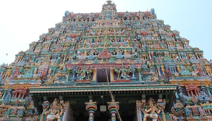 tamil nadu,temples in tamil nadu,meenakshi temple,rameshwaram temple,kumari amman temple,nagannathaswamy temple,brihadeeswarar temple