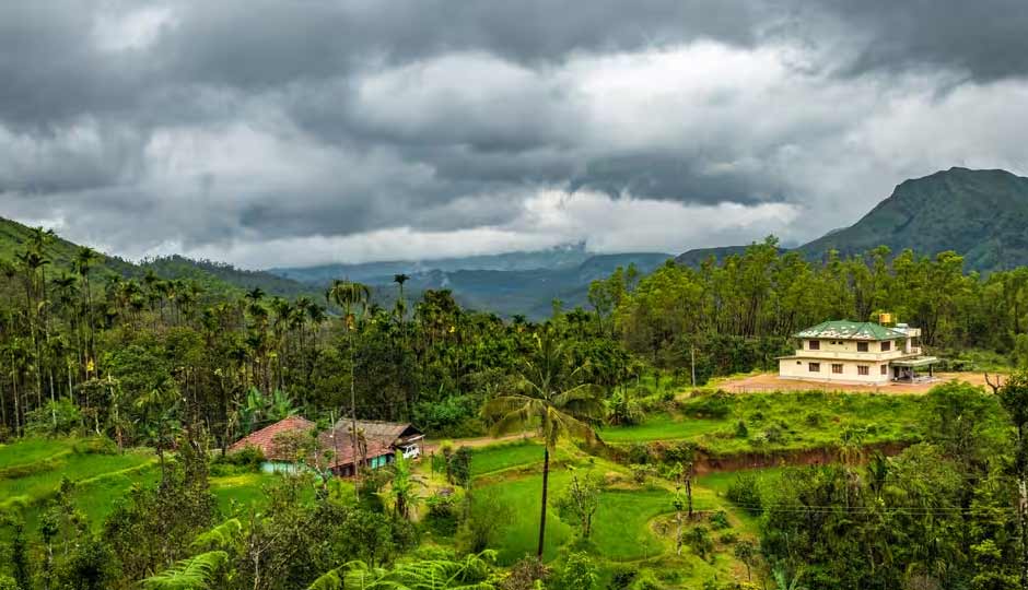 8 Beautiful Hill Stations To Visit in Tamil Nadu