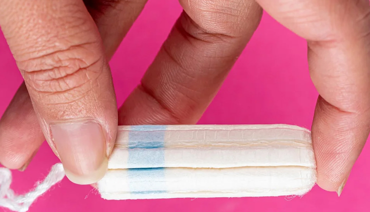 क्यों आती है योनि से सडे़ हुए प्याज की गंध, जानिये इसके कारण और इसे दूर करने के आसान तरीके vagina smells like onions,onion odor vagina,causes of onion smell in vagina,symptoms of vaginal odor,treatment for onion smell in vagina,how to get rid of onion odor in vagina