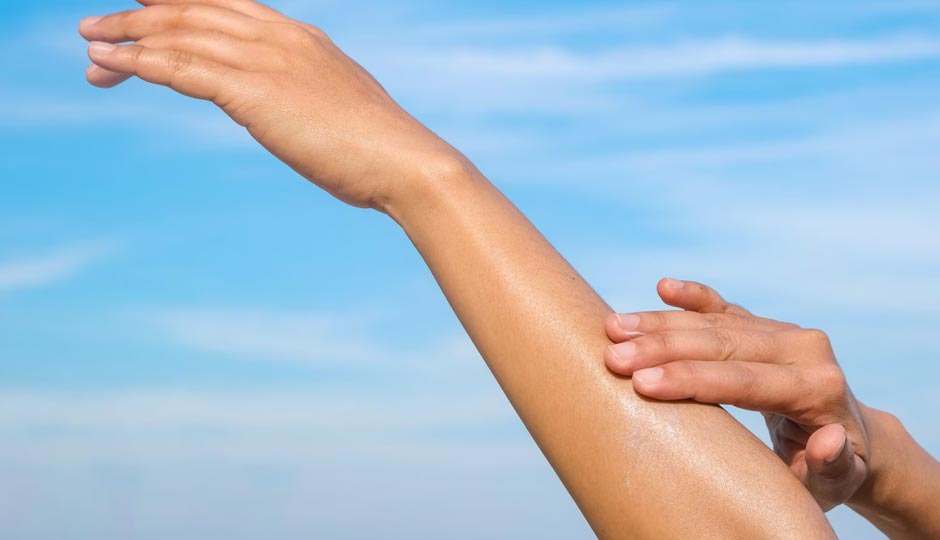 6 DIY Ways To Treat Tan on Hands