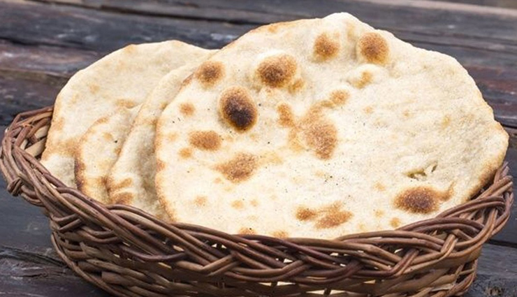 tandoori style roti on tawa,recipe,tawa roti recipe,tandori roti recipe,dinner recipe