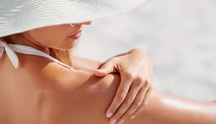 pomegranate peel benefits for skin,pomegranate peel powder,diy pomegranate face mask,pomegranate peel scrub,pomegranate peel toner,natural skin brightening,anti-ageing home remedies,pomegranate peel for acne,glowing skin remedies,chemical-free skincare