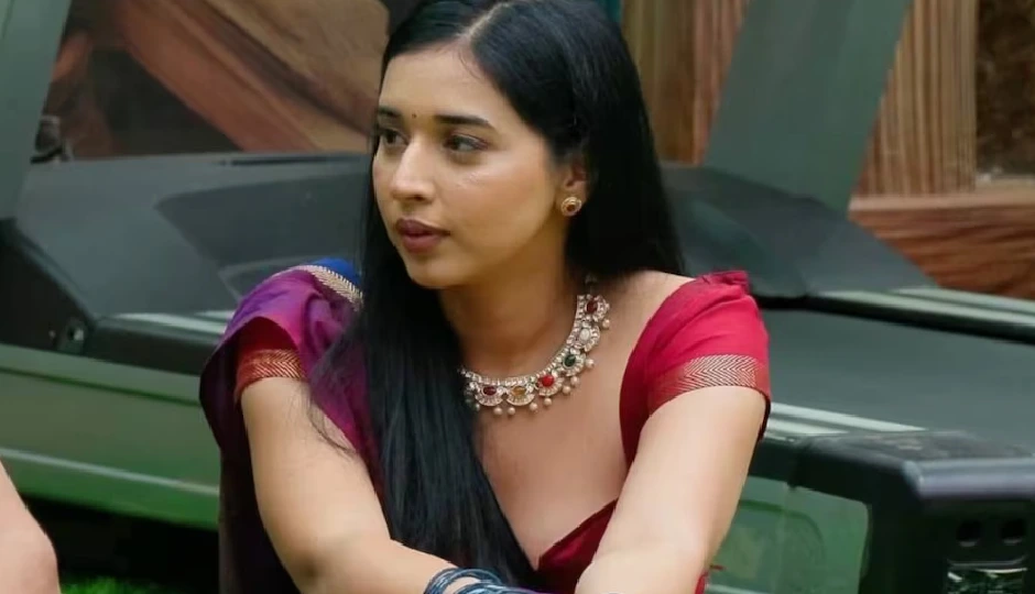 BB19: पूरा बिग बॉस मेरे लिए ही चल रहा है...तान्या मित्तल की बातें सुन जीशान कादरी रह गए हैरान