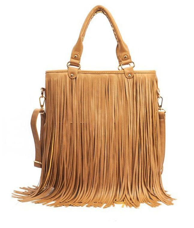 tinted sunglasses,statement scarfs,structured bags,tasseled handbags,chain link belt,winter accessories,fashion tips,fashion for winters