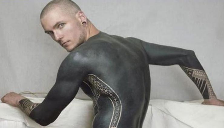weird news,weird incident,barlin paul,inks entire body black