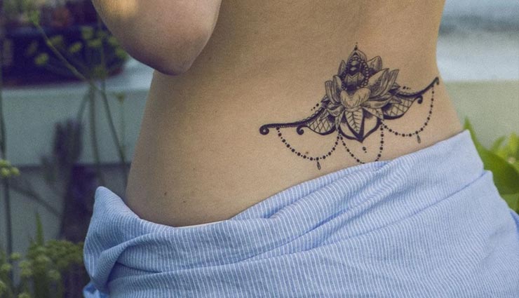 इन बॉडी पार्ट्स पर बना टैटू देगा आपको सेक्सी लुक, जानें और करें ट्राई