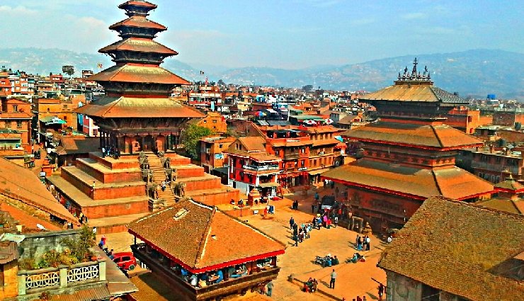 places to visit in bhaktapur,bhaktapur attractions,bhaktapur durbar square,55 windows palace,nyatapola temple,taumadhi square,thimi bhaktapur,siddha pokhari,changu narayan temple,bhairavnath temple,nagarkot views