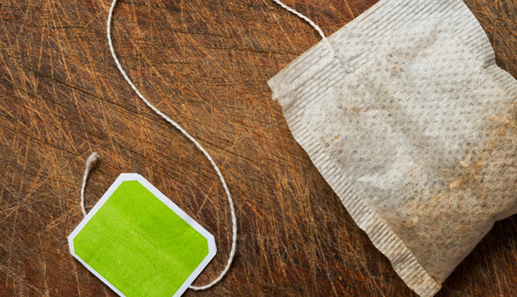 treat dry lips,remedies to treat dry lips,dry,lips home remedy,dry lips treatment,dry lips causes,dry lips at night,for dry lips treatment,beauty tips,beauty hacks