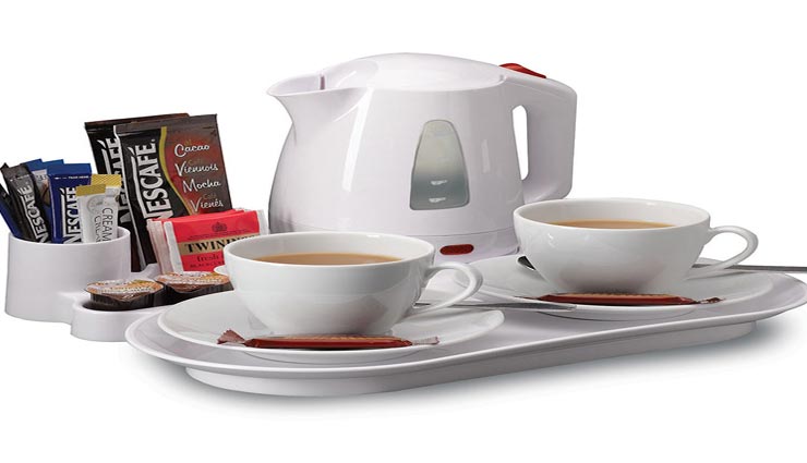 तीन अधिकारीयों की चाय-कॉफी का बिल बना लाखों में, पूरा माजरा हैरान करने वाला