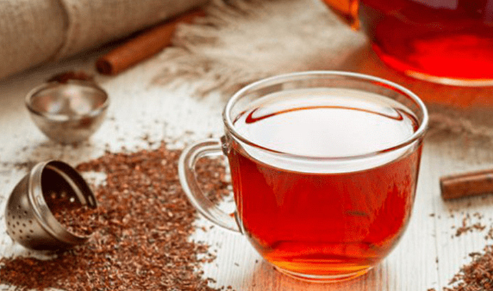 green tea,chamomile,rooibos,hibiscus,white tea,calendula,peppermint,tea for healthy skin,skin care tips,summer skin care,beauty tips,summer tips