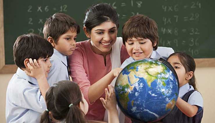 Teachers Day : क्या होता है एक शिक्षक का महत्व, आइये जानें 
