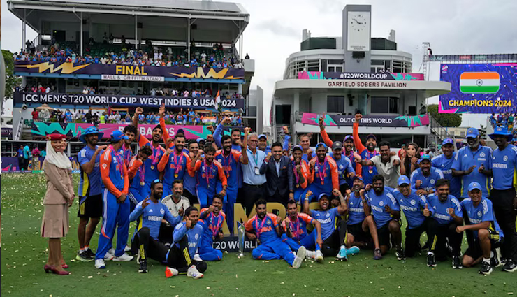 तूफान के खतरे के बीच टीम इंडिया बारबाडोस से रवाना होगी, कल दिल्ली पहुंचेगी
