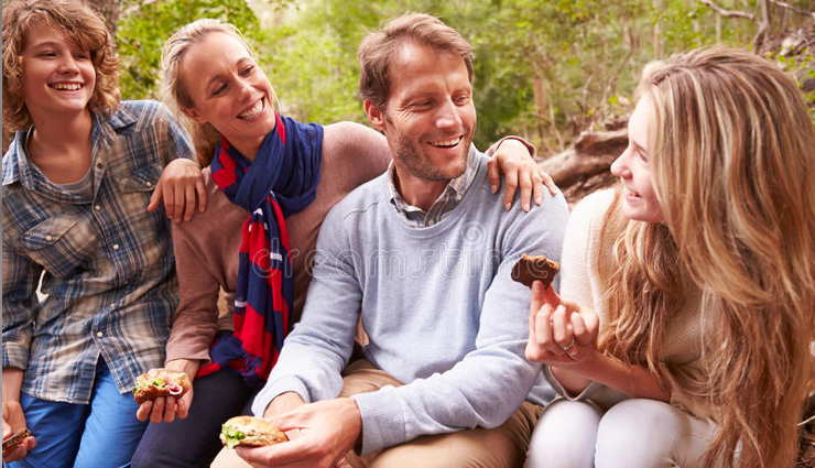 टिप्स जिनकी मदद से टीनेज बच्चों के साथ बनाए स्ट्रांग बॉन्डिंग, बढ़ेगा प्यार 