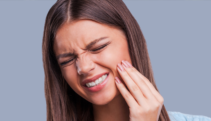 एंटीबायोटिक होने से जख्मों को भरने का काम करती है फिटकरी, बढ़ती है चेहरे की खूबसूरती, इसके अतिरिक्त हैं कई फायदे alum health benefits,uses of alum for health,alum for medicinal purposes,alum and its health properties,alum as a natural remedy,alum for skincare and wellness,alum for oral health,alum for treating common ailments,alum and its therapeutic effects,exploring the health benefits of alum